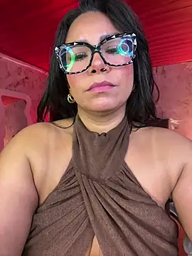 Vicky_Saidi Adlı Modelin Canlı XXX Sohbeti