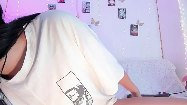 Živý XXX chat ineedmydaddy_