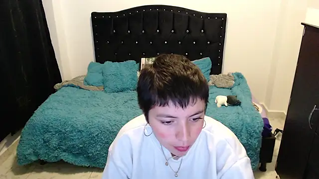 צ'אט XXX בשידור חי של Dafn_12