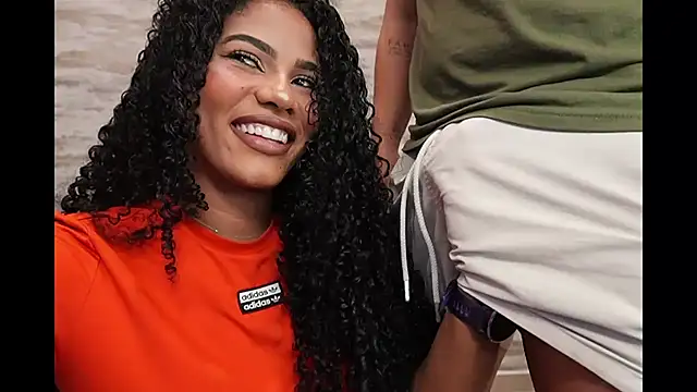 Živý XXX chat HOTBLACKANDWHITE2