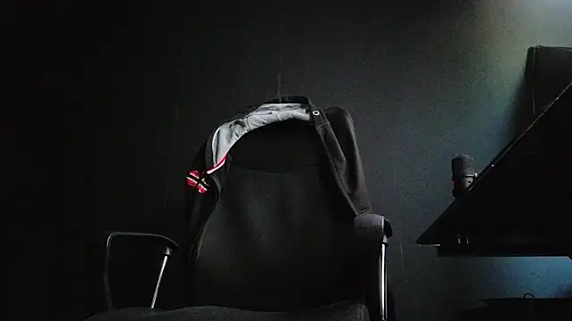 FelixStarkk – Naživo XXX chat