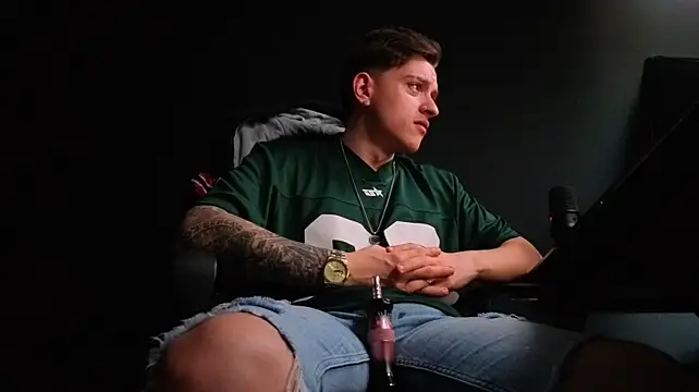 Chat XXX Live FelixStarkk