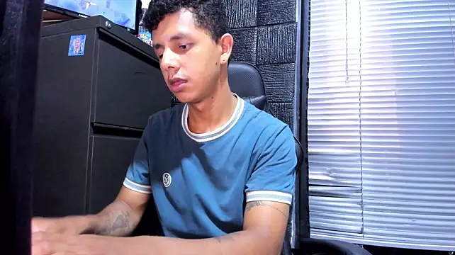 g_lincoln Live XXX Chat