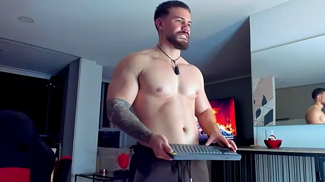 Valenthino_Salvatore's Live XXX Chat