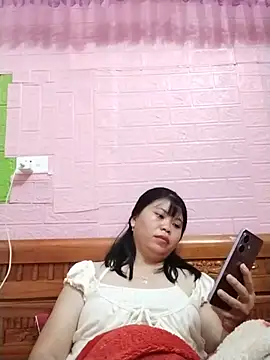 Xuka_lyss Chat XXX in diretta