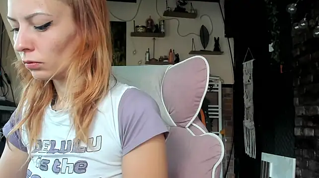 karo123421's Live XXX Chat