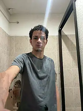 Chatroom XXX en direct de kai_bormann