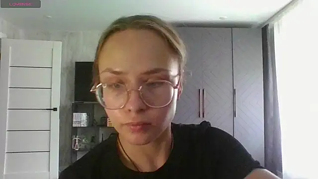 XXX chat uživo modela Annie_Cohn