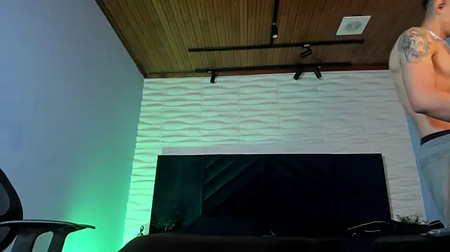 Dustin_Sonne – Live XXX-chat