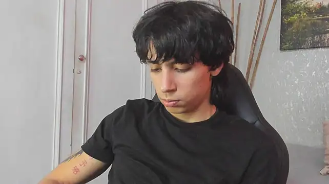 Tyler_durten Chat XXX live