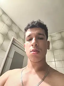 Chat +18 de Milan_McConnell ao vivo