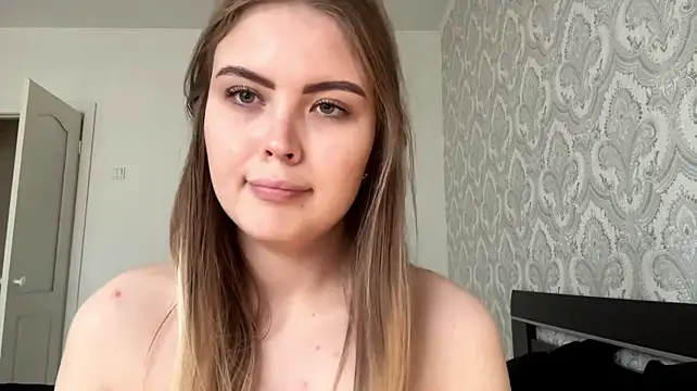 Онлайн чат XXX HortensiaHall
