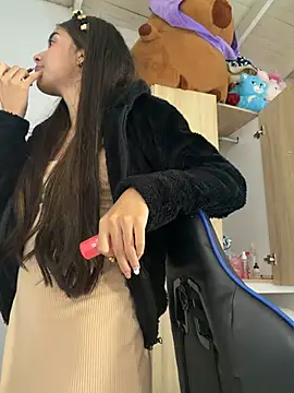 Milleradhara24's Live XXX Chat