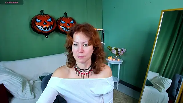 LeticiaRomano live XXX chat