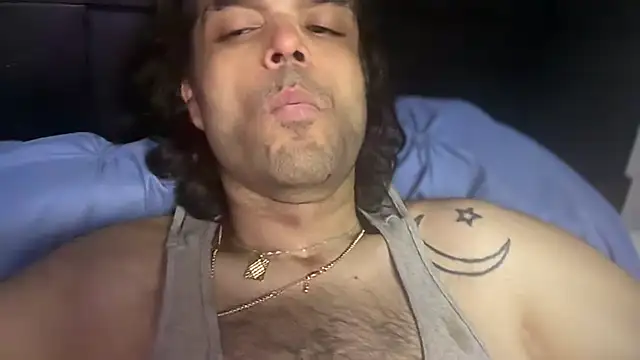 icebergslim281 Live XXX Chat