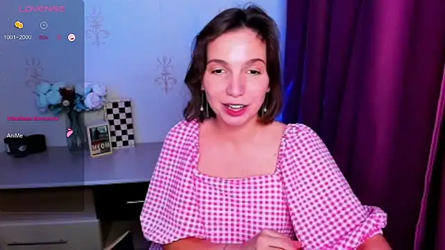 XXX chat uživo modela KindHazelHere_
