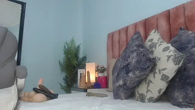 XXX chat uživo modela nana_levy