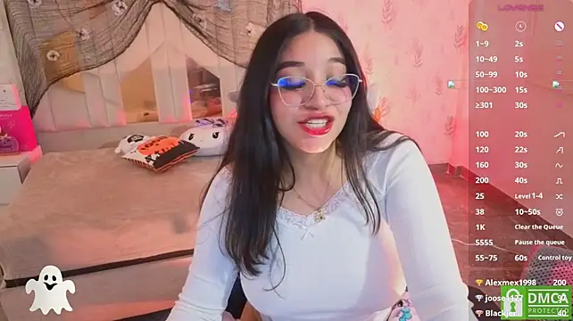 XXX chat uživo modela MARIANA_TAY1