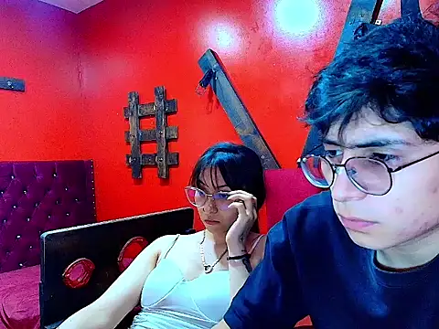Ximenasilver's Live XXX Chat
