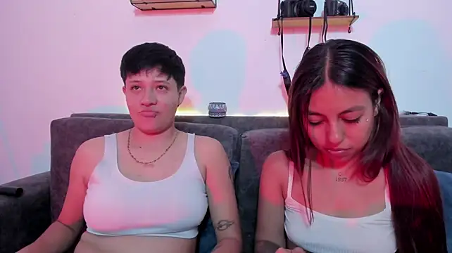 Chat XXX en directo de violet_casper1