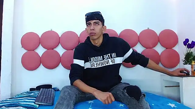Drake_Jack Live XXX Chat