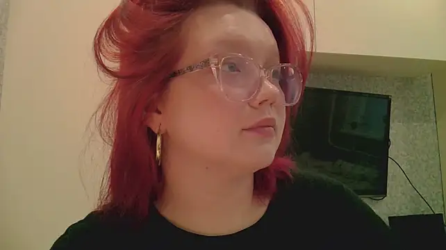 evaevaevaa Show in webcam