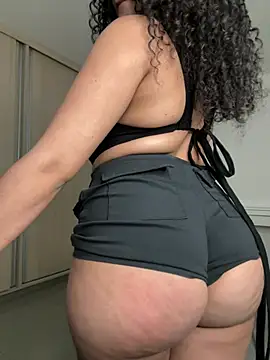 Chat XXX ao vivo de Curlyierr