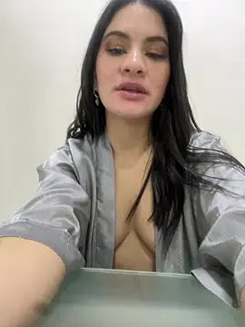 KenyaCopper লাইভ XXX চ্যাট