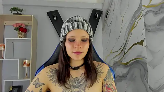 Chat +18 de AnnyThompson_ ao vivo