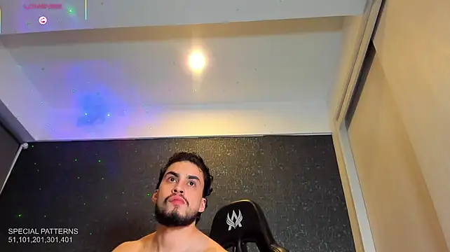 thiagomeneses01n Live XXX chat