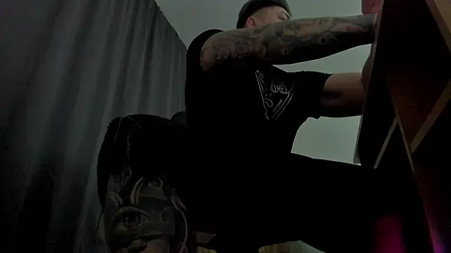 TonyWinston – Naživo XXX chat