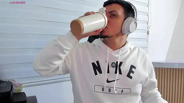 Rick_Adams – Naživo XXX chat