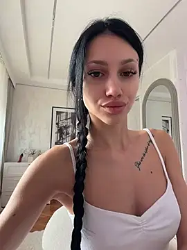 ilariea_girl live XXX chat