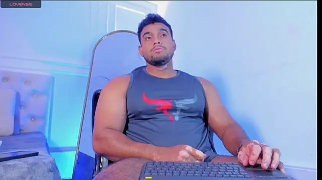 liam_bear Live XXX Chat