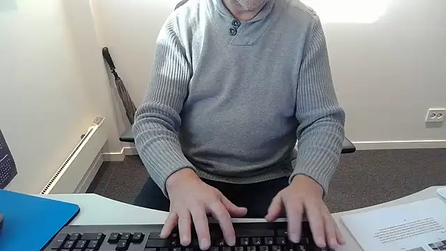 Buggemann live XXX chat