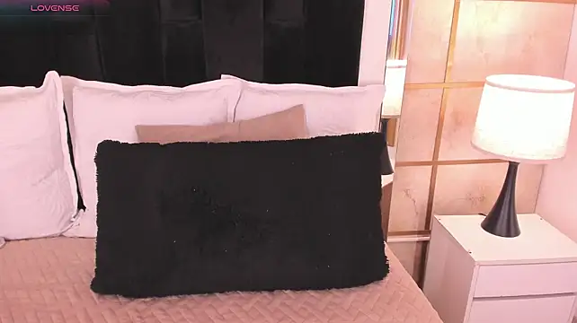 Crystal_Rose__ 라이브 XXX 채팅