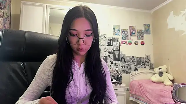 JoiePaschall's Live XXX Chat