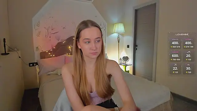 Chat +18 de Sweett_Monica ao vivo