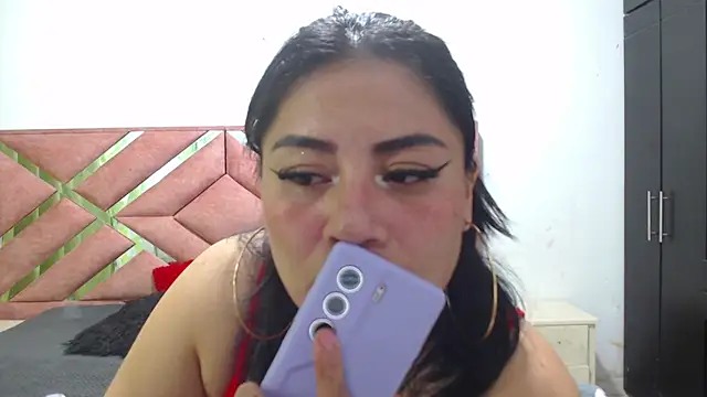 moan_sex2n Live XXX chat