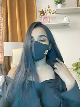 its_ur_flora Adlı Modelin Canlı XXX Sohbeti