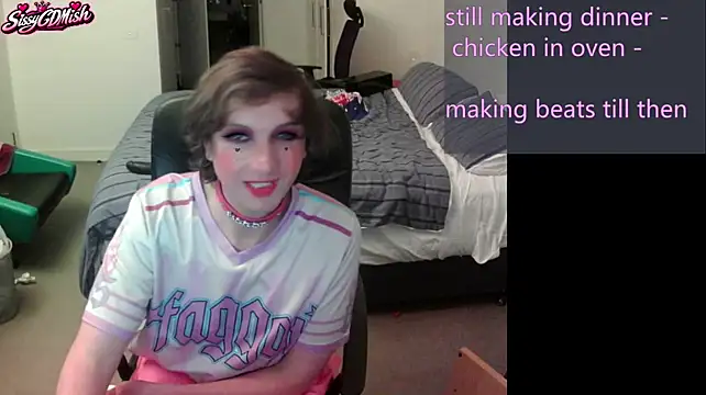 SissyCDMishのライブXXXチャット