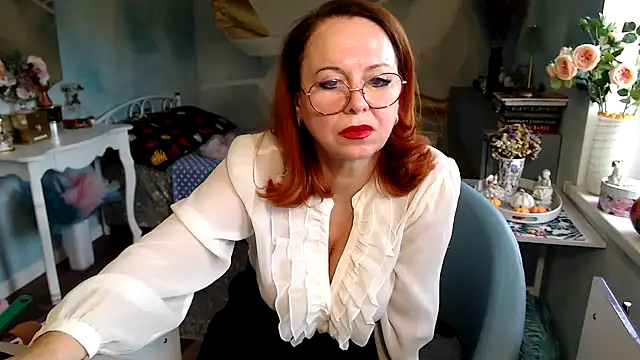 Arisa5000 XXX чат на живо