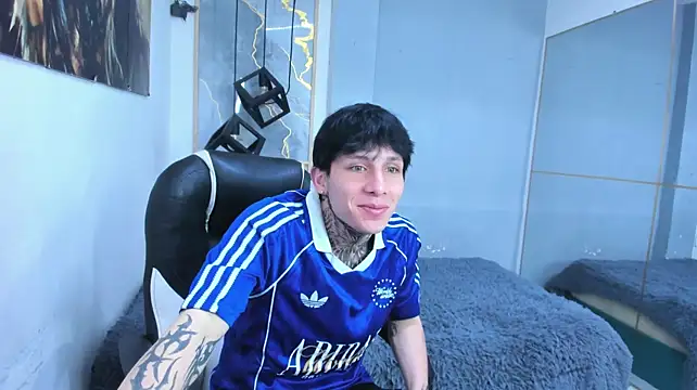 Živý XXX chat Cry_thereal