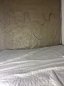 Aida_moreno élő XXX-chatje