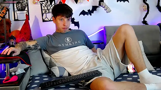 Živý XXX chat ThomasEdisonn