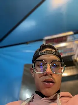 Chat XXX Live Andres_boy252