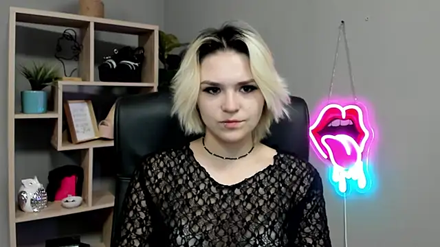 Chat +18 de SweetLilyxo ao vivo