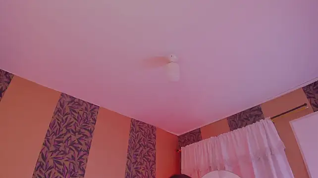 צ'אט XXX בשידור חי של bunny_miaa