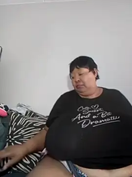 nancy111's Live XXX Chat