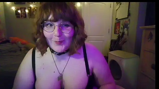 Chat XXX en directo de Skyyy3
